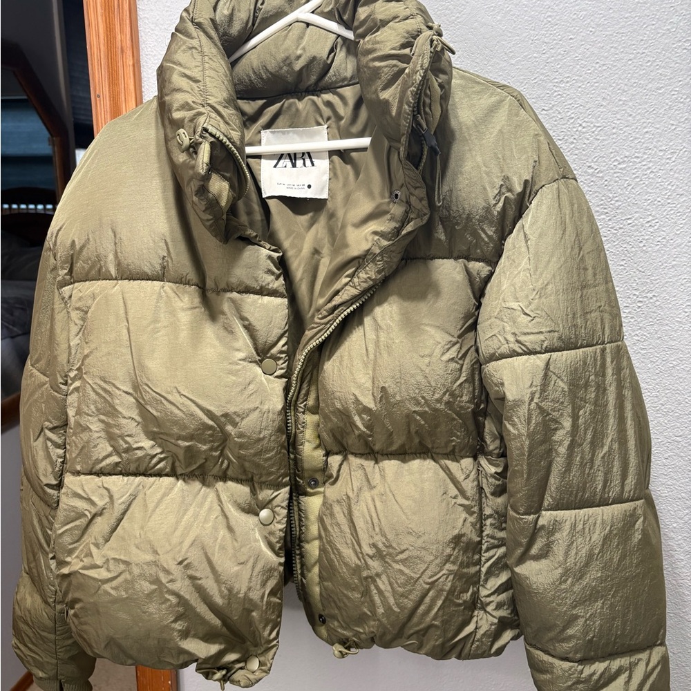 Zara Olive Green Puffer Jacket